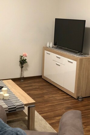 TV - "Heidelerche" direkt am Stausee by Interhome (Friesoythe)