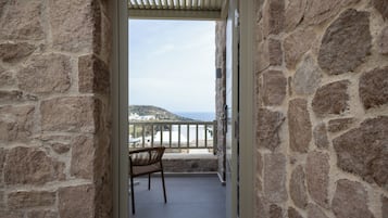 Double Room, 1 Queen Bed, Balcony, Sea View | Interior