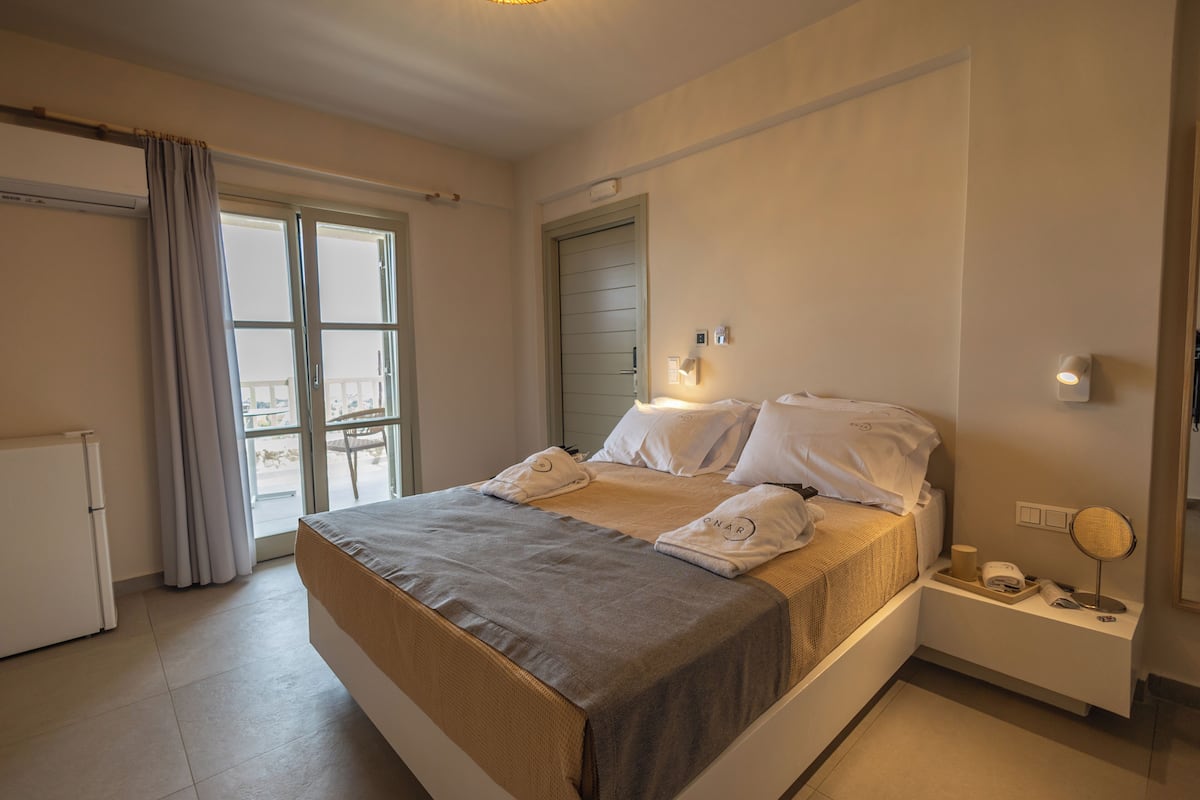 Double Room, Mobility Accessible, Sea View | In-room safe, blackout drapes, soundproofing, iron/ironing board