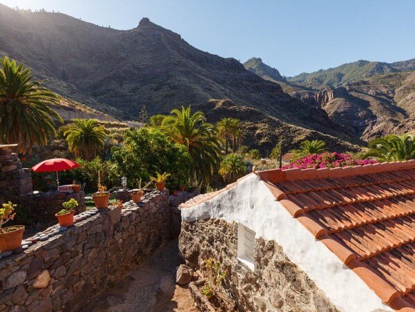 Property grounds - in El Risco mit Garten, Terrasse und Grill by Interhome (Agaete)