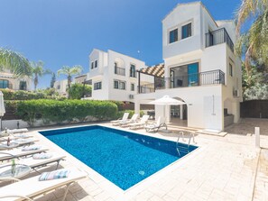 Pool - Ferienvilla für 10 Personen in Protaras by Interhome (Protaras)