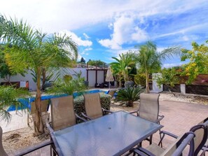 Outdoor dining - Protaras Ferienvilla AV6 by Interhome (Protaras)