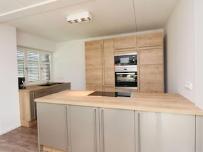 Fridge, microwave, oven, dishwasher - Ostseefrische in Lobbe by Interhome (Baabe)