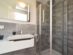 Bathroom - Ostseefrische in Lobbe by Interhome (Baabe)