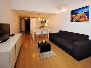TV - Wohnung Marina by Interhome (Podorljak)