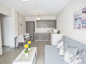 TV - Gemütliche kleine Wohnung by Interhome (Ayia Napa)