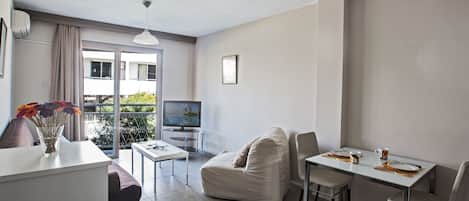 TV