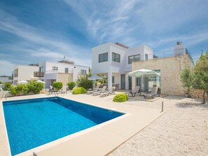 Pool - Latchi Ferienvilla EV26 by Interhome (Agios Georgios Pegeias)