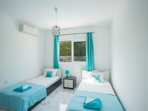 Internet - 3 Schlafzimmer Villa mit Pool in Protaras Zentrum by Interhome (Protaras)