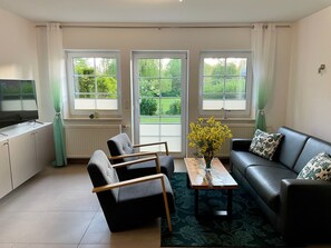 Living area - Moderne 2-Zimmer Ferienwohnung by Interhome (Baabe)
