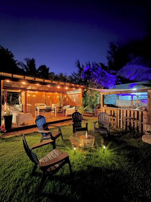 Terrace/patio - Perfect beach escape! Just yards away from the beach, pool, BBQ and near casinos (Rio Grande)
