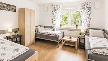 2 bedrooms, internet