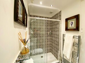 Towels - Helle Wohnung in Torquay mit Garten by Interhome (Torquay)