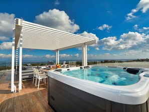 Outdoor dining - Protaras Ferienvilla mit privatem Pool, Whirlpool by Interhome (Paralimni)