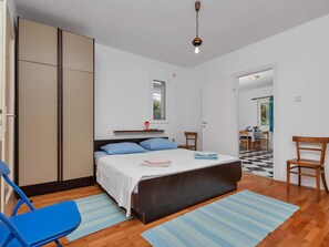 1 bedroom, Internet - Wunderschöne Wohnung in Zelenka mit Gemeinschaftspool by Interhome (Makarska)