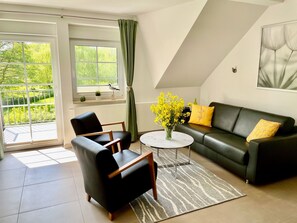 Living area - Appartement mit Balkon by Interhome (Baabe)