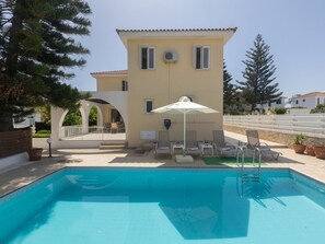 Pool - Ferienvilla "Holiday Villa" mit privatem Pool by Interhome (Paralimni)
