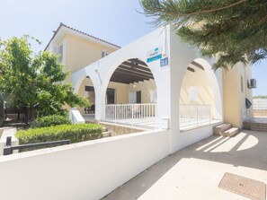 Exterior - Ferienvilla "Holiday Villa" mit privatem Pool by Interhome (Paralimni)