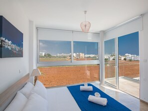 Internet - Neue 3-Schlafzimmer-Villa mit Pool in Protaras by Interhome (Paralimni)