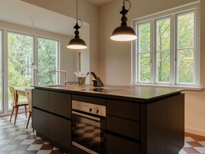 Fridge, oven, dishwasher, cookware/dishes/utensils - Erika in Ostseebad Göhren by Interhome (Baabe)