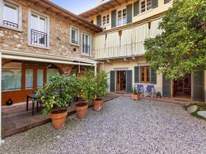 Terrace/patio - Wohnung mit Terrasse by Interhome (San Felice del Benaco)