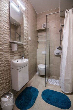 Bathroom / Wellness - Aurea 5 Modernes Apartment direkt am Meer by Interhome (Primošten)