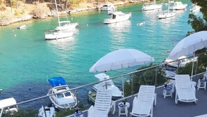 Pool - Aurea 5 Modernes Apartment direkt am Meer by Interhome (Primošten)