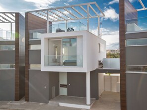 Exterior - 2-Schlafzimmer-Villa mit Pool, Dachgarten, Meerblick by Interhome (Protaras)
