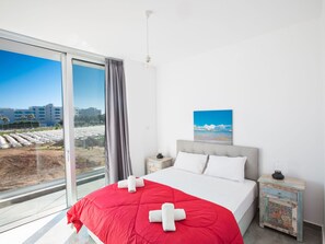 Internet - Atemberaubende Villa Olivine mit Meerblick by Interhome (Protaras)