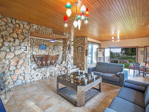 Interior - Private Villa mit Panoramablick auf das Meer by Interhome (Ayia Napa)