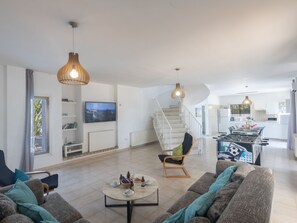 Fernseher, Kamin