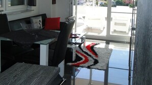 Interior - Wohnung "Perla 2" mit Blick auf das Wasser by Interhome (Primošten)