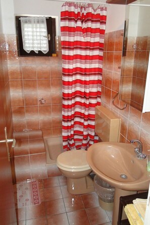 Towels - Zimmer Radojka 1 by Interhome (Primošten)