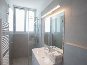 Towels - Protaras Olivine Villa mit herrlichem Garten, Pool by Interhome (Protaras)