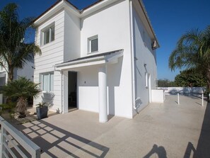 Exterior - Schöne Ferienvilla Protaras 4 by Interhome (Agios Georgios Pegeias)