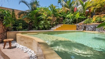 Alberca al aire libre