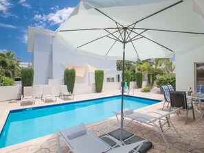 Pool - Wunderschöne Ferienvilla in Strandnähe by Interhome (Protaras)