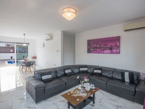 Interior - 3-Schlafzimmer-Villa in Protaras Zentrum mit Pool by Interhome (Protaras)