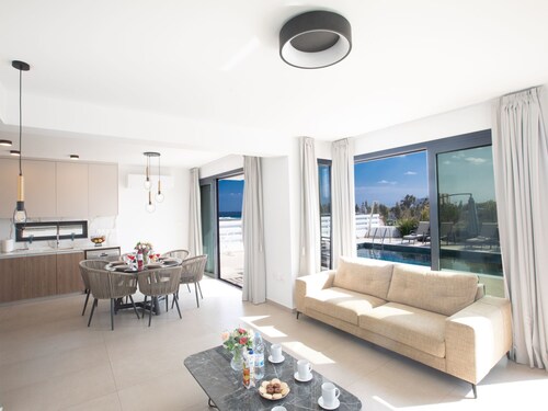 Haus in Paralimni mit Doppelveranda by Interhome