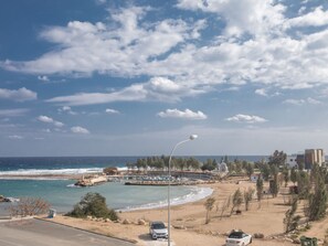 Beach - Haus in Paralimni mit Doppelveranda by Interhome (Protaras)