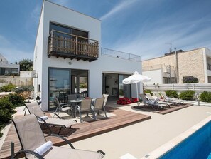 Outdoor dining - Latchi Esprit Villa EV23 by Interhome (Agios Georgios Pegeias)