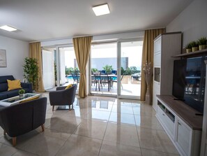 Living area - Luxuriöse Villen Royal II by Interhome (Pag/Novalja)