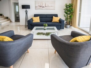 Living area - Luxuriöse Villen Royal II by Interhome (Pag/Novalja)