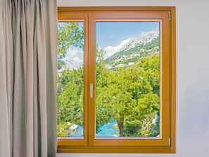 Interior - Wohnung mit Blick auf das Wasser by Interhome (Brela)