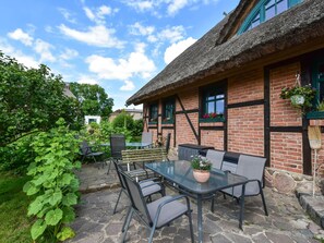 Outdoor dining - Hugo für 4 Personen by Interhome (Groß Stresow)