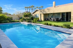 Pool - Long-Stay Home w/ Private Pool | 60-180 Nights | Corporate Ready | 3BR (Las Vegas)