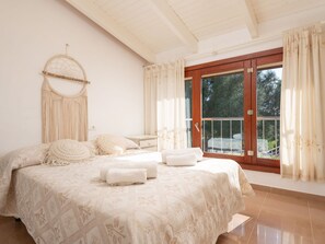 Internet - Das Beste von Alcudia, privater Pool, BBQ, einladender Garten by Interhome (Alcúdia)