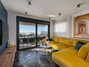TV - Luxusvilla Travera mit privatem Pool und Sauna by Interhome (Pag/Novalja)