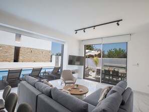 TV - Protaras Vie Bleu Villa VB5 by Interhome (Paralimni)