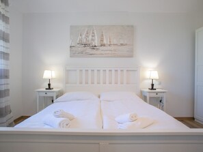 4 bedrooms, Internet - Holiday home Tina with Private pool by Interhome (Pag/Novalja)